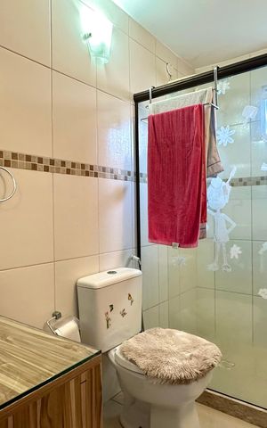 Casa de condomínio à venda com 380m², 4 quartos e 1 vaga