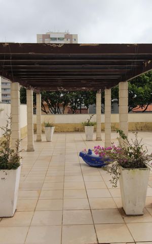 Apartamento para alugar com 61m², 3 quartos e 1 vagaÁrea comum - 