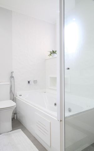 Apartamento à venda com 109m², 2 quartos e 2 vagasBanheiro