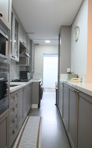 Apartamento à venda com 109m², 2 quartos e 2 vagasCozinha