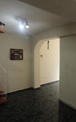 Casa para alugar com 70m², 2 quartos e sem vagaSala