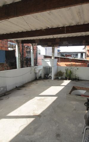 Casa para alugar com 70m², 2 quartos e sem vagaÁrea de Serviço