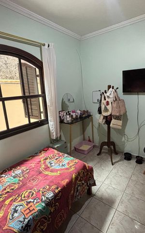 Casa à venda com 280m², 3 quartos e 2 vagas Casa à venda com 280m², 3 quartos e 2 vagasQuarto 2