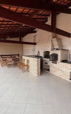 Casa à venda com 280m², 3 quartos e 2 vagas Casa à venda com 280m², 3 quartos e 2 vagasChurrasqueira