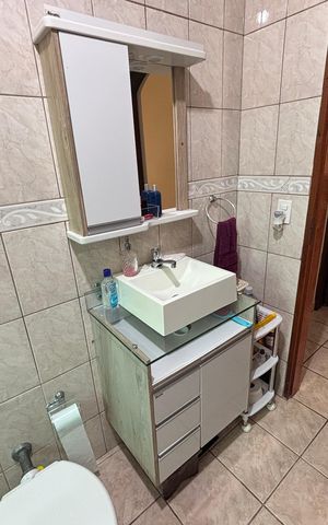 Casa à venda com 280m², 3 quartos e 2 vagas Casa à venda com 280m², 3 quartos e 2 vagasBanheiro