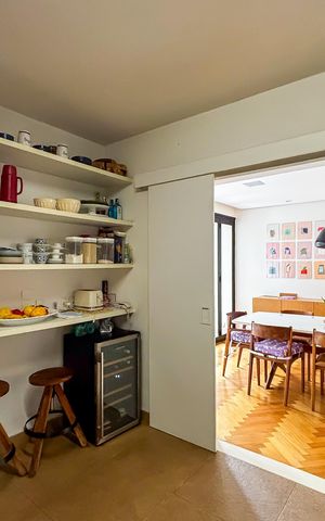 Apartamento para alugar com 235m², 3 quartos e 1 vaga