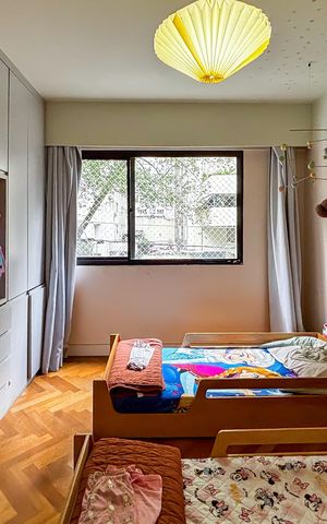 Apartamento para alugar com 235m², 3 quartos e 1 vaga