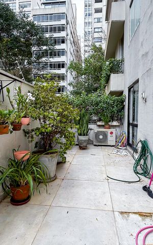 Apartamento para alugar com 235m², 3 quartos e 1 vaga