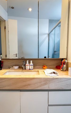 Apartamento para alugar com 235m², 3 quartos e 1 vaga