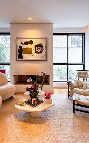 Apartamento para alugar com 235m², 3 quartos e 1 vaga
