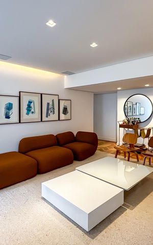 Apartamento para alugar com 235m², 3 quartos e 1 vaga