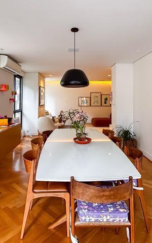 Apartamento para alugar com 235m², 3 quartos e 1 vaga