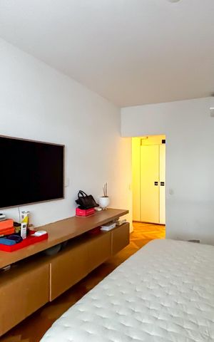 Apartamento para alugar com 235m², 3 quartos e 1 vaga