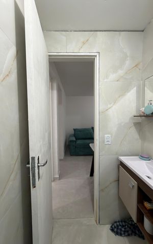 Apartamento à venda com 45m², 2 quartos e 1 vaga Apartamento à venda com 45m², 2 quartos e 1 vagaBanheiro Social