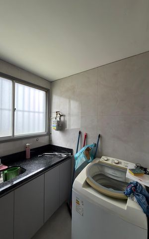 Apartamento à venda com 45m², 2 quartos e 1 vaga Apartamento à venda com 45m², 2 quartos e 1 vagaCozinha e Área de Serviço