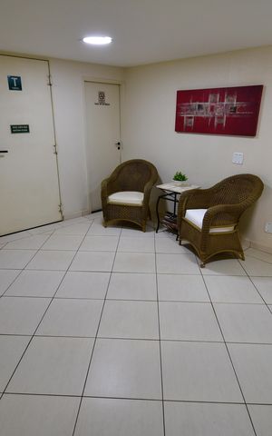 Apartamento para alugar com 65m², 2 quartos e 1 vagaHall social