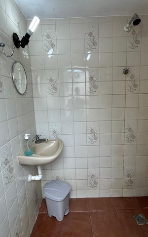 Casa à venda com 260m², 5 quartos e 4 vagasBanheiro Social 3