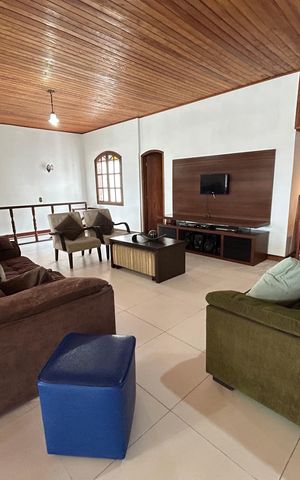 Casa à venda com 260m², 5 quartos e 4 vagasSala 2