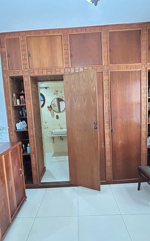 Casa à venda com 260m², 5 quartos e 4 vagasQuarto 4 - Suíte