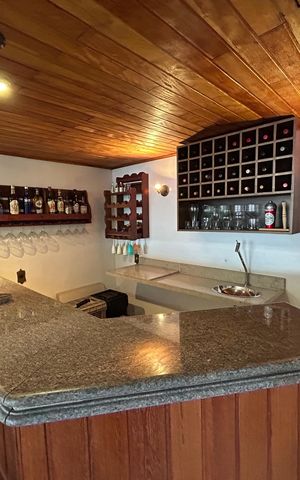 Casa à venda com 260m², 5 quartos e 4 vagasSala 2