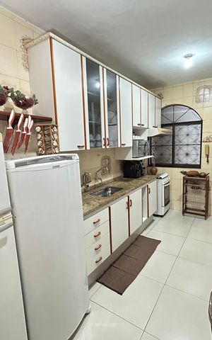 Casa à venda com 260m², 5 quartos e 4 vagasCozinha