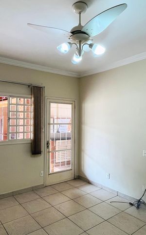 Casa para alugar com 105m², 2 quartos e 3 vagas