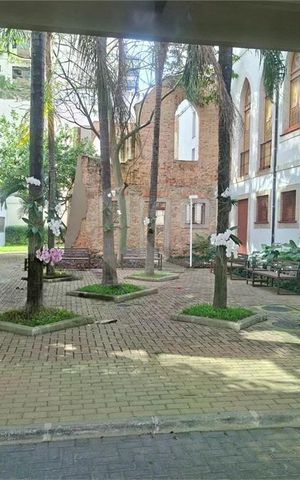 Apartamento à venda com 83m², 2 quartos e 1 vaga