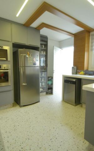 Casa de condomínio à venda com 118m², 3 quartos e 3 vagasCozinha 