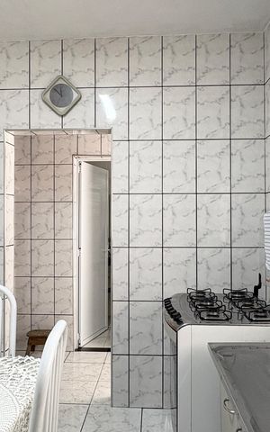 Casa à venda com 161m², 3 quartos e 4 vagas Casa à venda com 161m², 3 quartos e 4 vagasCozinha