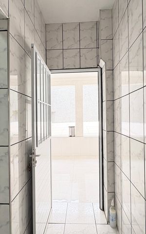 Casa à venda com 161m², 3 quartos e 4 vagas Casa à venda com 161m², 3 quartos e 4 vagasDespensa