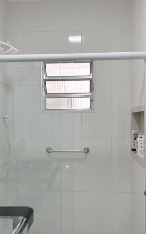 Casa à venda com 161m², 3 quartos e 4 vagas Casa à venda com 161m², 3 quartos e 4 vagasBanheiro 1