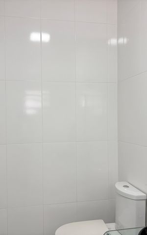 Casa à venda com 161m², 3 quartos e 4 vagas Casa à venda com 161m², 3 quartos e 4 vagasBanheiro 1