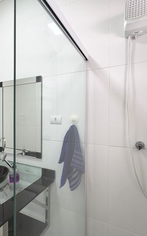 Casa à venda com 161m², 3 quartos e 4 vagas Casa à venda com 161m², 3 quartos e 4 vagasBanheiro 1