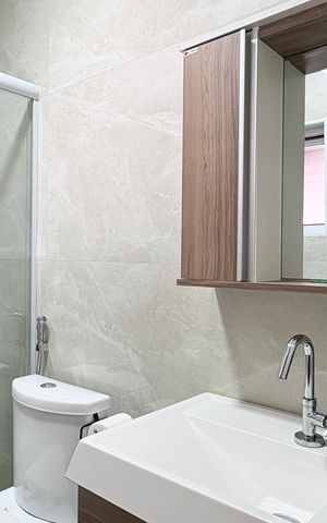 Casa à venda com 161m², 3 quartos e 4 vagas Casa à venda com 161m², 3 quartos e 4 vagasBanheiro 2