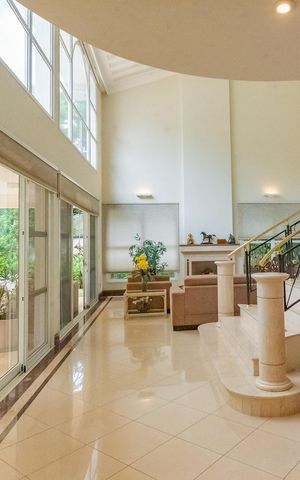 Casa de condomínio à venda com 1300m², 4 quartos e 4 vagas Casa de condomínio à venda com 1300m², 4 quartos e 4 vagasSala da Lareira