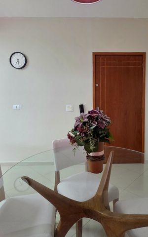 Apartamento à venda com 68m², 2 quartos e 1 vaga Apartamento à venda com 68m², 2 quartos e 1 vagaSala de Jantar