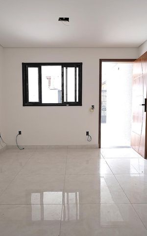 Casa para alugar com 102m², 2 quartos e 2 vagas Casa para alugar com 102m², 2 quartos e 2 vagasSala