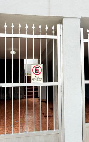 Casa para alugar com 193m², 2 quartos e 3 vagas Casa para alugar com 193m², 2 quartos e 3 vagasFachada