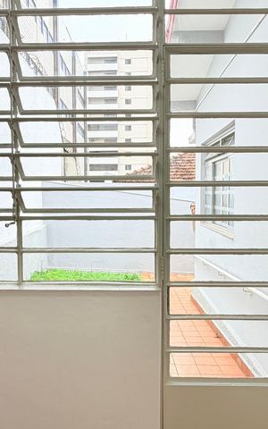 Casa para alugar com 193m², 2 quartos e 3 vagas Casa para alugar com 193m², 2 quartos e 3 vagasÁrea de serviço