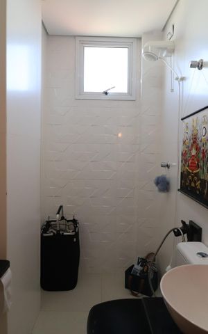 Apartamento para alugar com 74m², 2 quartos e 2 vagasBanheiro Social