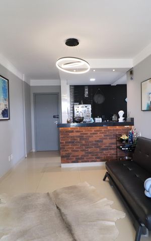 Apartamento para alugar com 74m², 2 quartos e 2 vagasSala