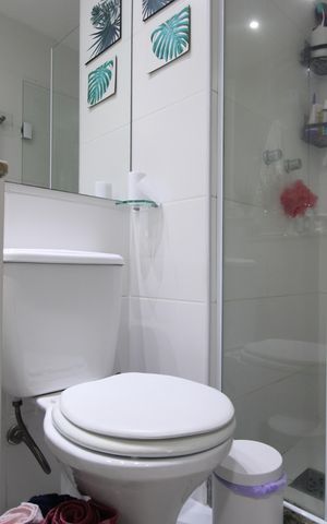 Apartamento para alugar com 60m², 2 quartos e 1 vagaBanheiro da suíte 