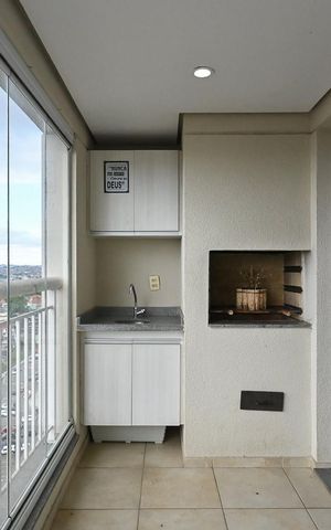 Apartamento para alugar com 93m², 3 quartos e 2 vagasVaranda