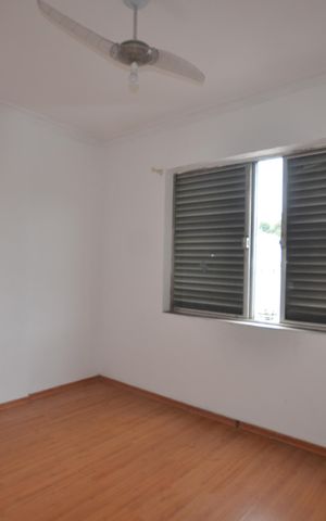 Apartamento para alugar com 55m², 3 quartos e sem vagaQuarto