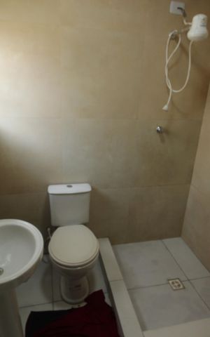 Casa para alugar com 282m², 2 quartos e 2 vagasBanheiro da Suíte 2