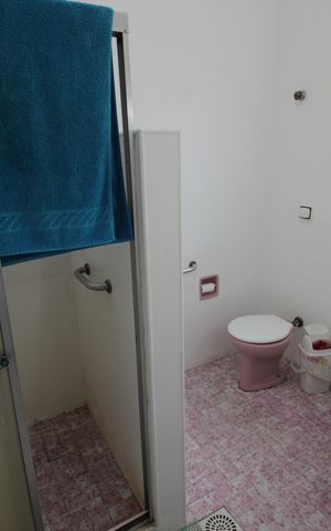 Casa para alugar com 282m², 2 quartos e 2 vagasBanheiro da Suíte 1