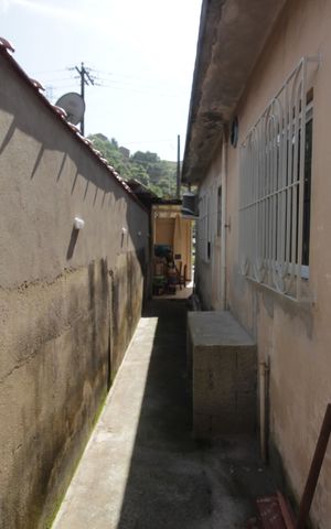 Casa para alugar com 282m², 2 quartos e 2 vagasQuintal