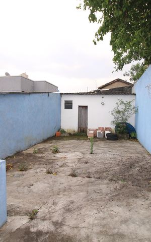 Casa para alugar com 191m², 2 quartos e 1 vagaQuintal