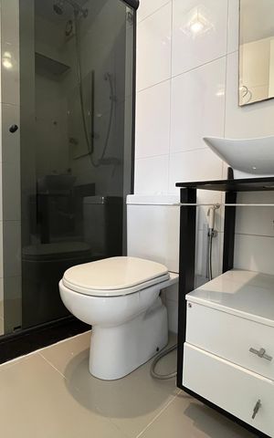 Apartamento para alugar com 90m², 2 quartos e 1 vagaBanheiro social 