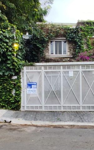 Casa à venda com 129m², 2 quartos e 2 vagas